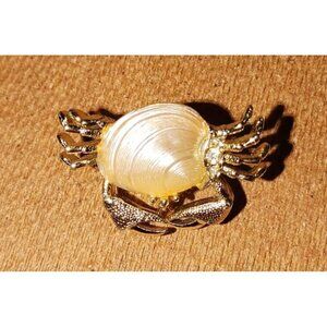 Gold-Tone Crab Brooch With Shell Accent Pin Jewelry-VINTAGE